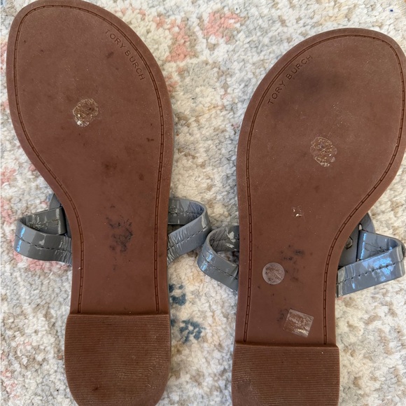Authentic Tory Burch Women's Grey Sandals - Picture 2 of 4
